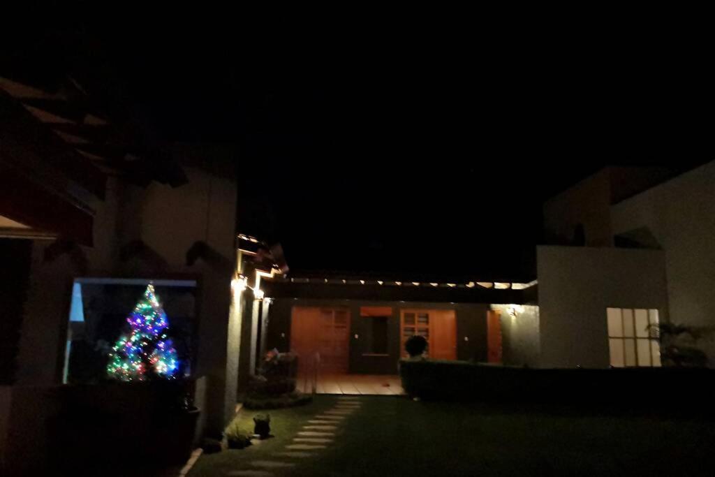 קוארנבאקאבה Casa Luna Con Alberca Privada מראה חיצוני תמונה